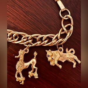 Vintage HOB Co Cat Mouse Animal Charm Bracelet Gold Tone Jewelry House Borvani